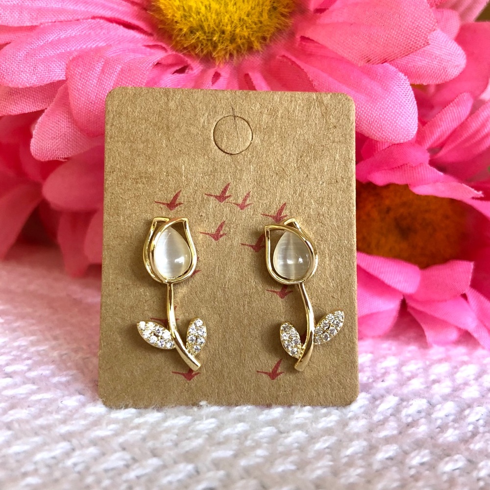 Opal Rose zircon leaf stud earrings